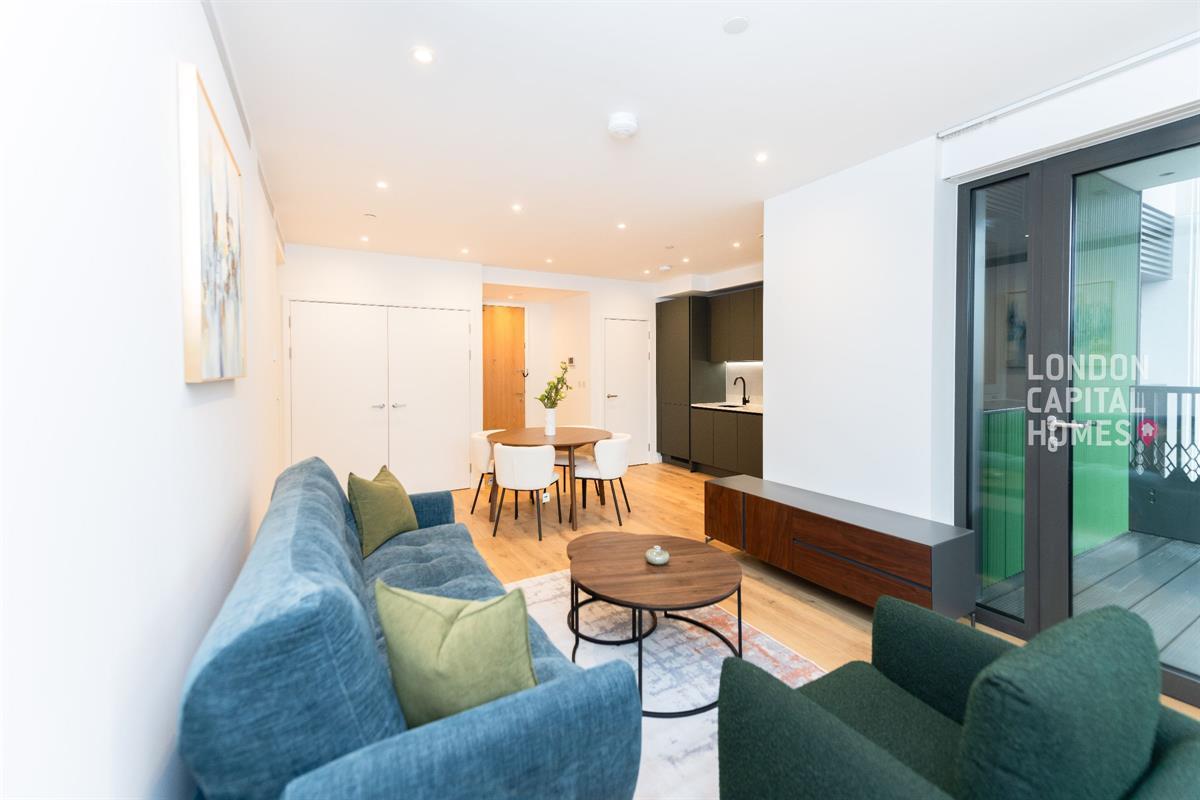 2 bed property in Sutherland Apartments, Alba Square, London